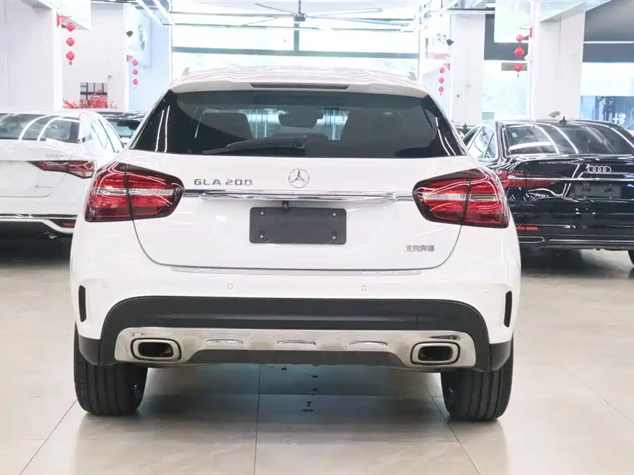 Mercedes-Benz GLA — фото 4