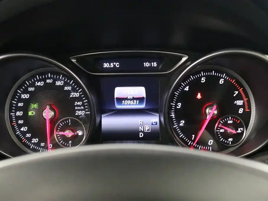 Mercedes-Benz GLA — фото 7