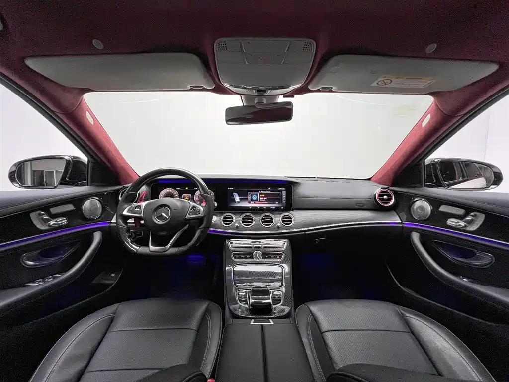 Mercedes-Benz E-Class — фото 13