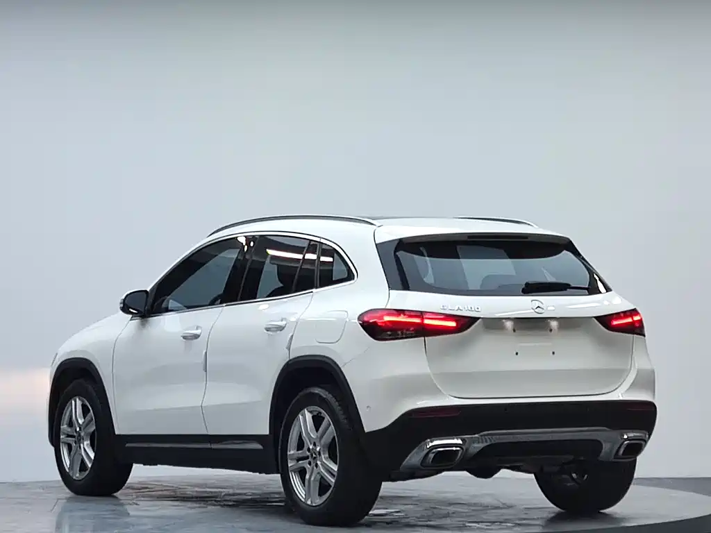 Mercedes-Benz GLA — фото 5