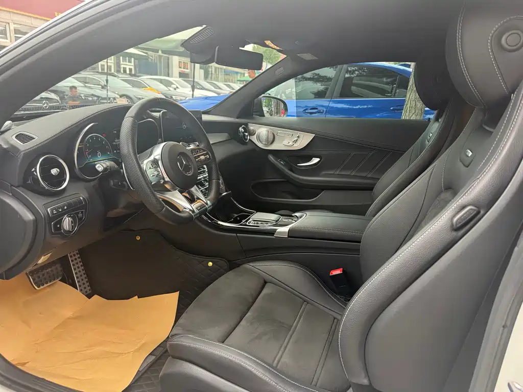 Mercedes-Benz C-Class AMG — фото 6