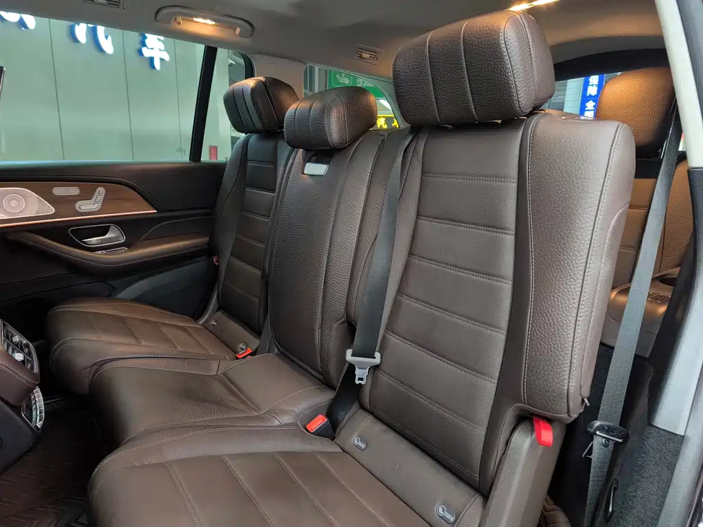 Mercedes-Benz GLS — фото 17