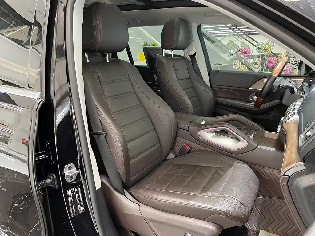 Mercedes-Benz GLS — фото 19