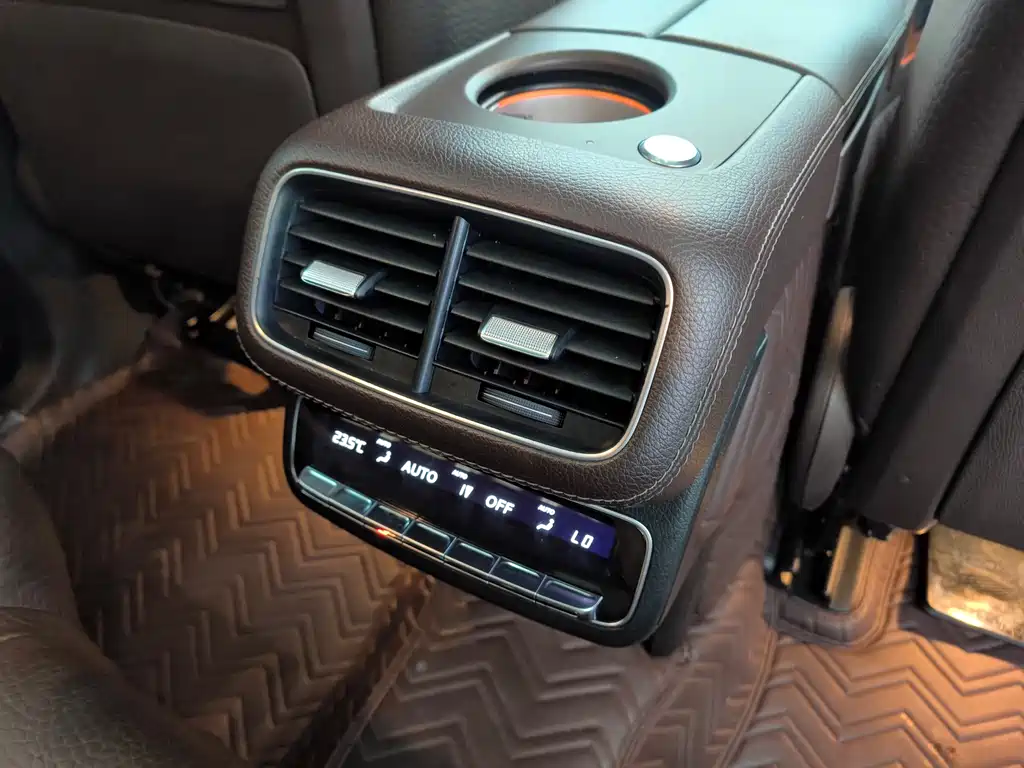 Mercedes-Benz GLS — фото 30
