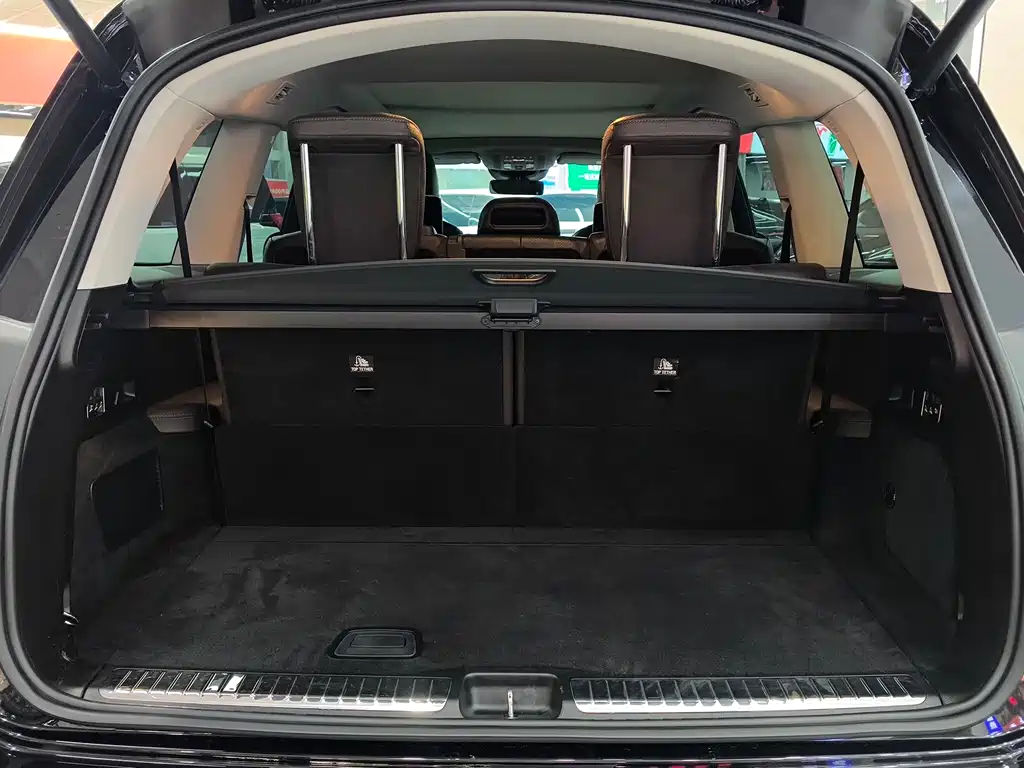Mercedes-Benz GLS — фото 32