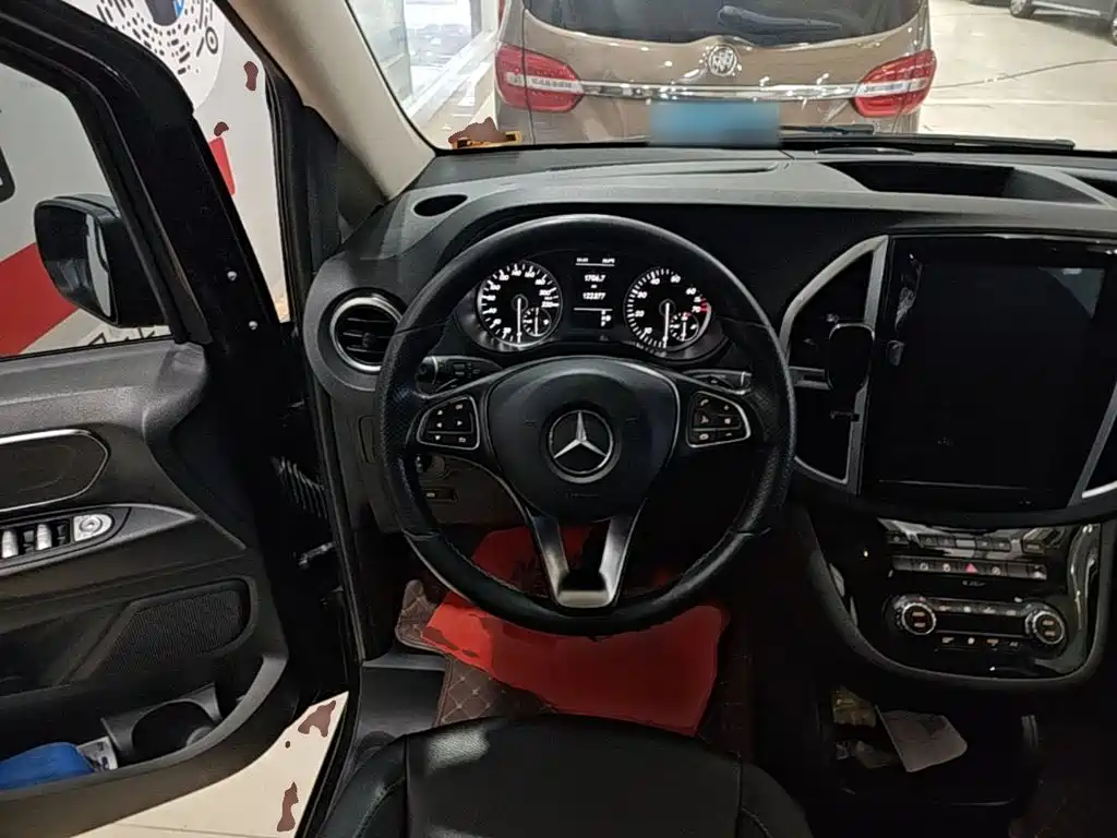 Mercedes-Benz Vito — фото 11