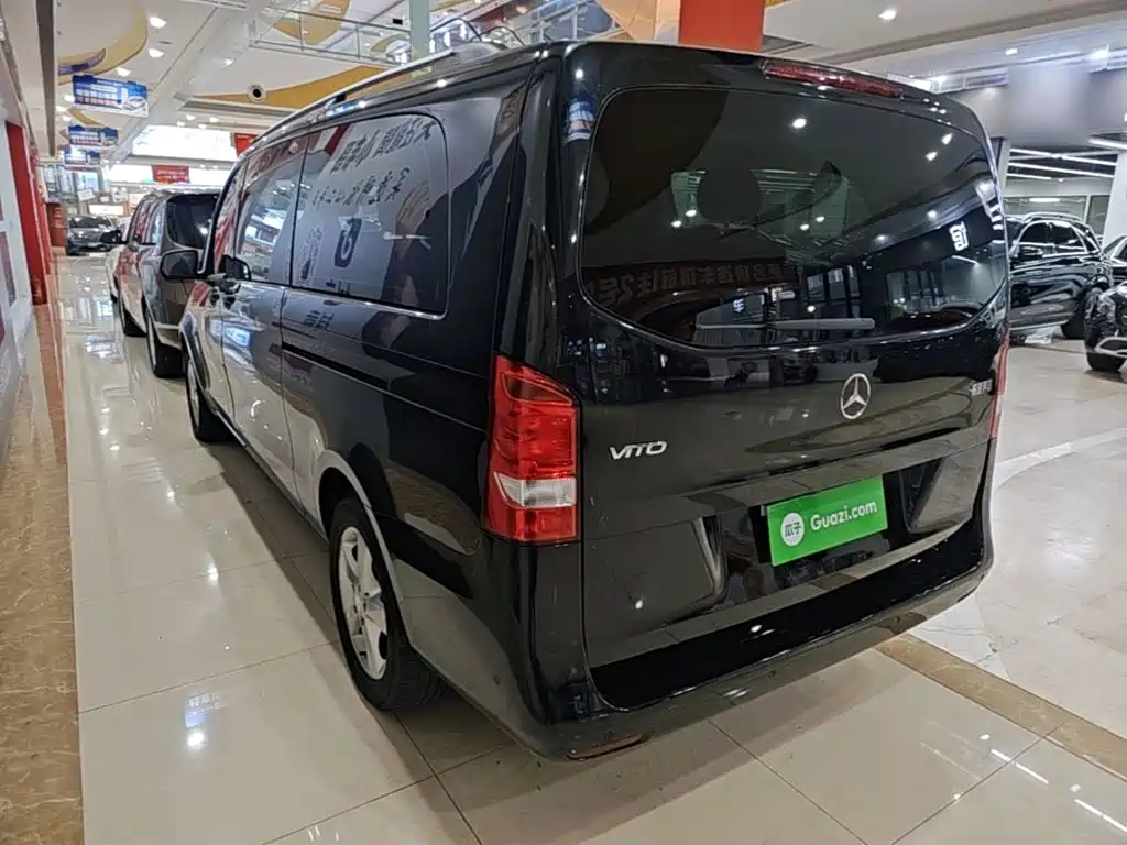 Mercedes-Benz Vito — фото 5