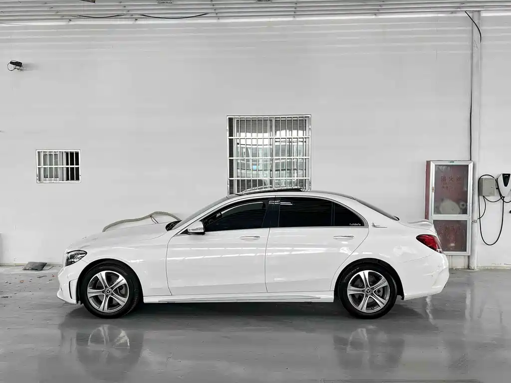 Mercedes-Benz C-Class — фото 2