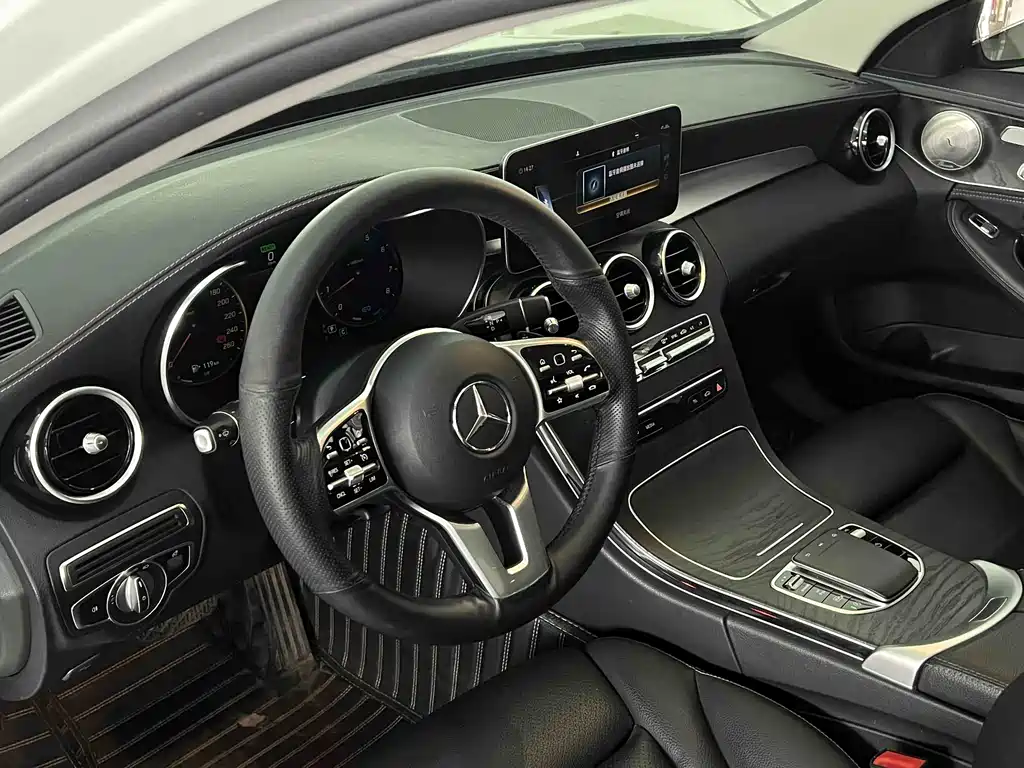 Mercedes-Benz C-Class — фото 14