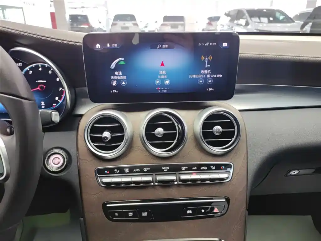 Mercedes-Benz GLC — фото 13