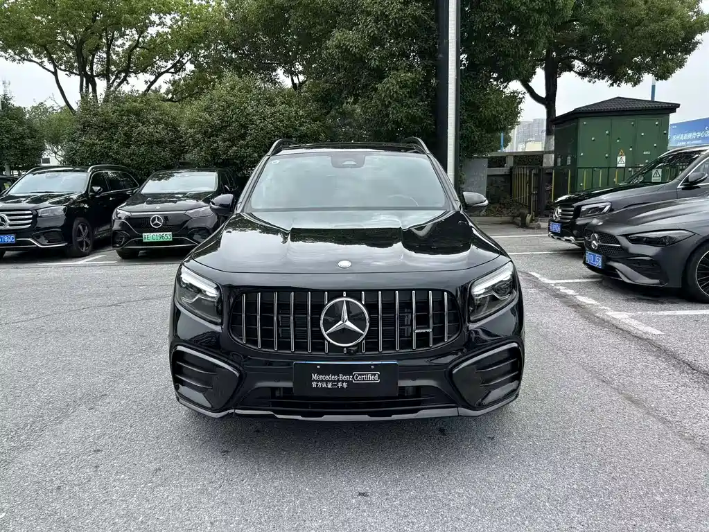 Mercedes-Benz GLB AMG — фото 2