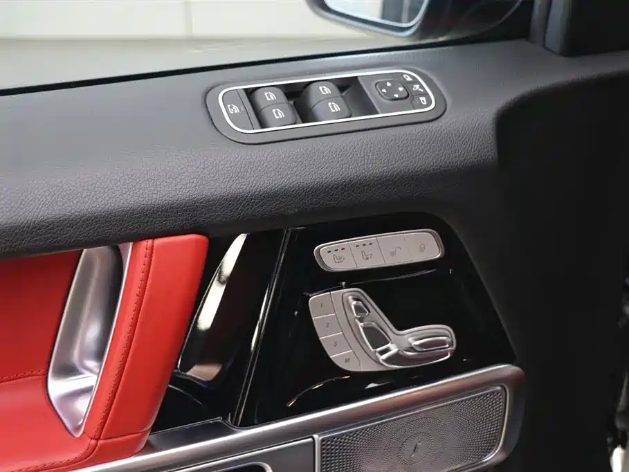 Mercedes-Benz G-Class AMG — фото 11
