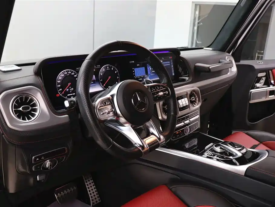 Mercedes-Benz G-Class AMG — фото 13