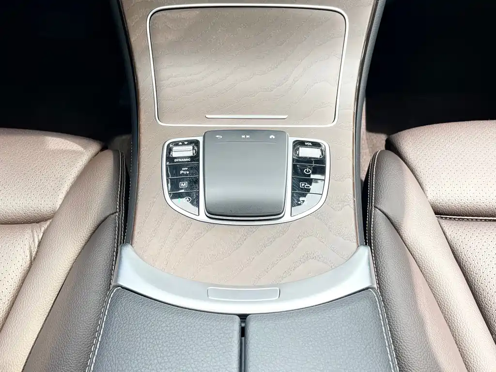 Mercedes-Benz GLC — фото 15