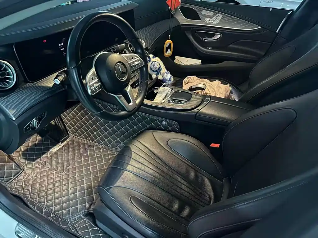 Mercedes-Benz CLS — фото 3