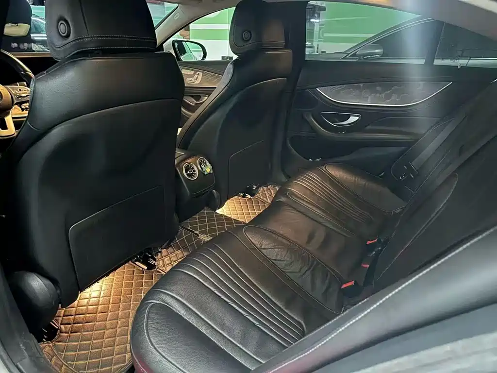 Mercedes-Benz CLS — фото 4