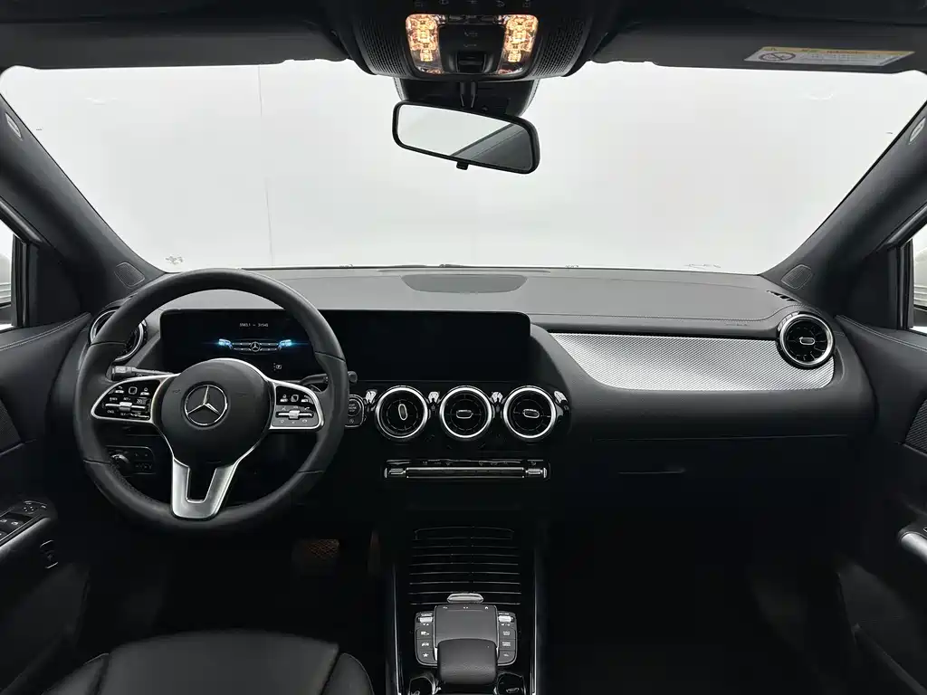 Mercedes-Benz GLA — фото 7