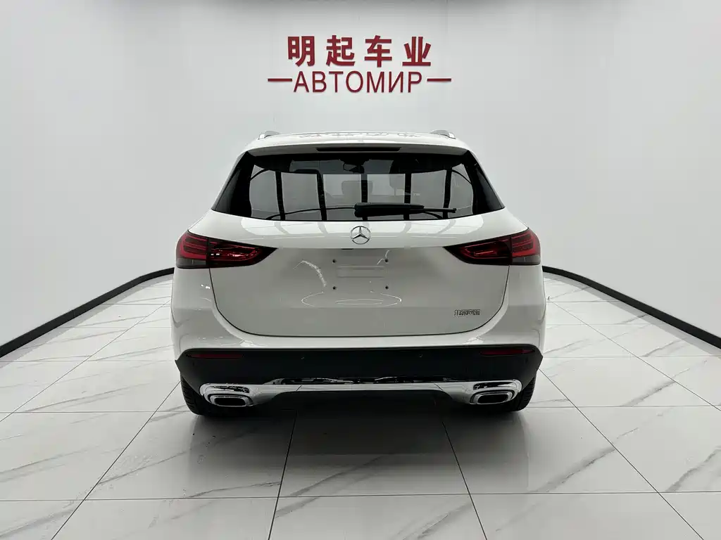 Mercedes-Benz GLA — фото 10