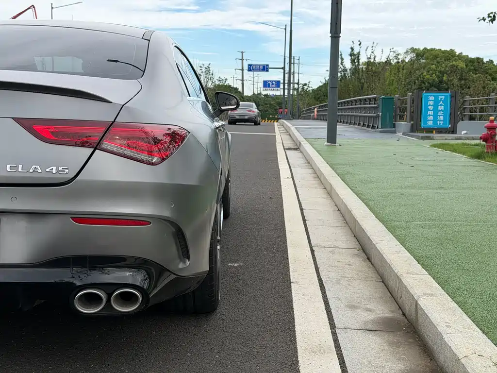 Mercedes-Benz CLA AMG — фото 15