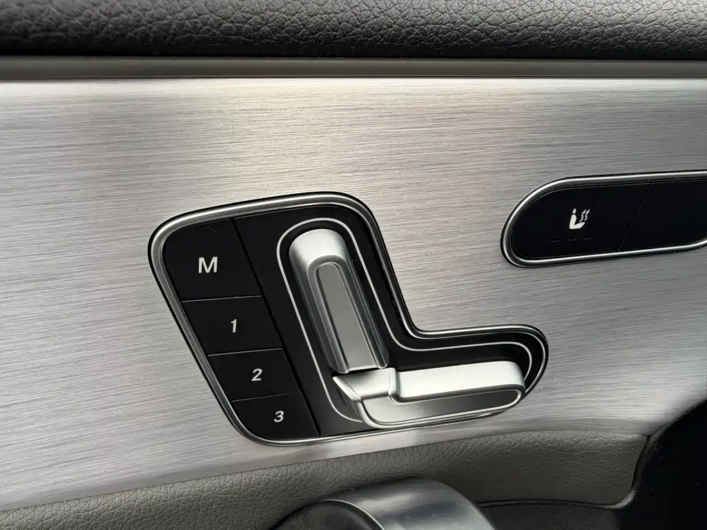 Mercedes-Benz CLA AMG — фото 17