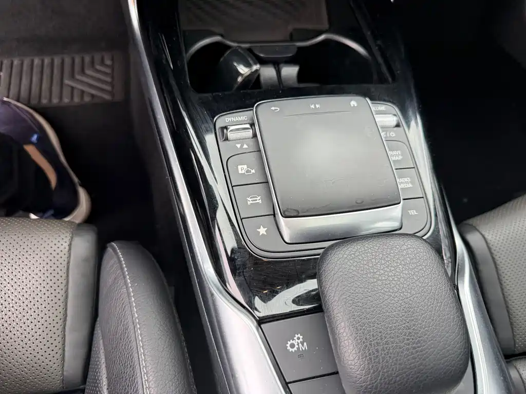 Mercedes-Benz CLA AMG — фото 20