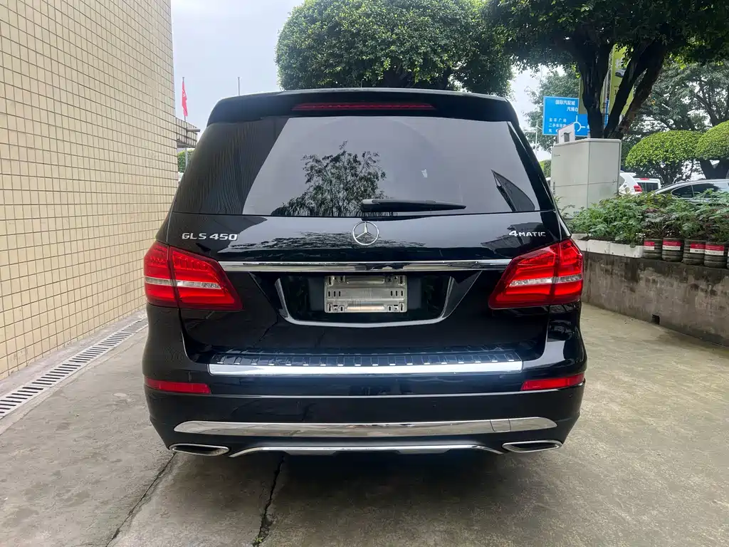 Mercedes-Benz GLS — фото 5