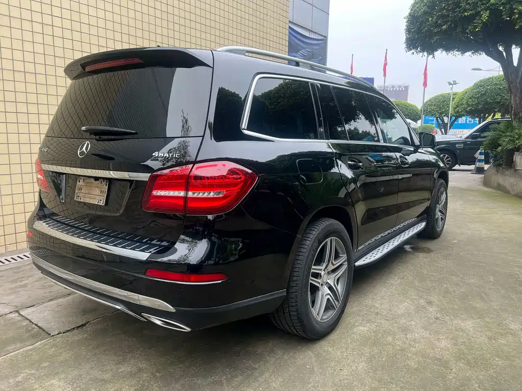 Mercedes-Benz GLS — фото 7