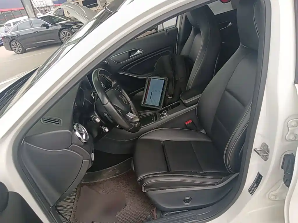 Mercedes-Benz GLA — фото 15