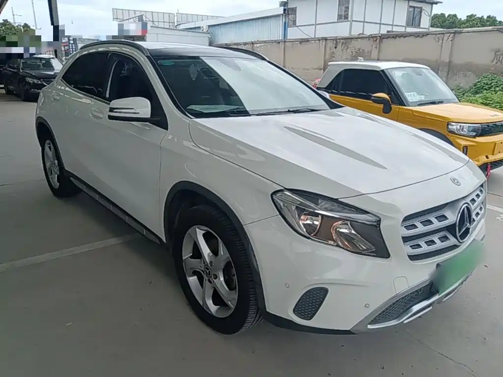 Mercedes-Benz GLA — фото 4