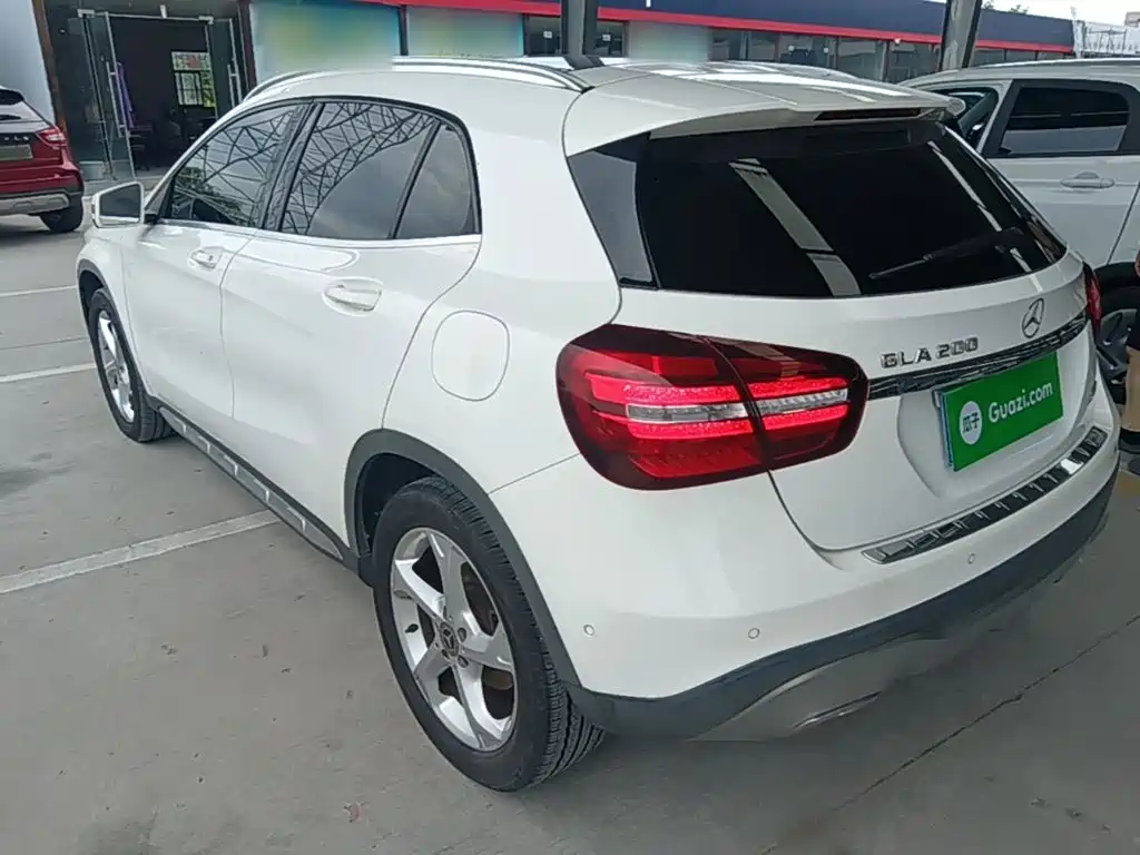 Mercedes-Benz GLA — фото 5