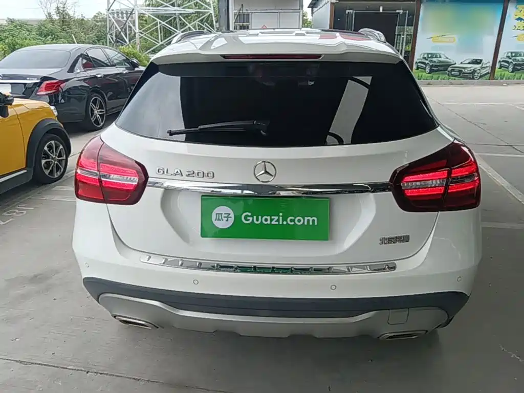 Mercedes-Benz GLA — фото 6