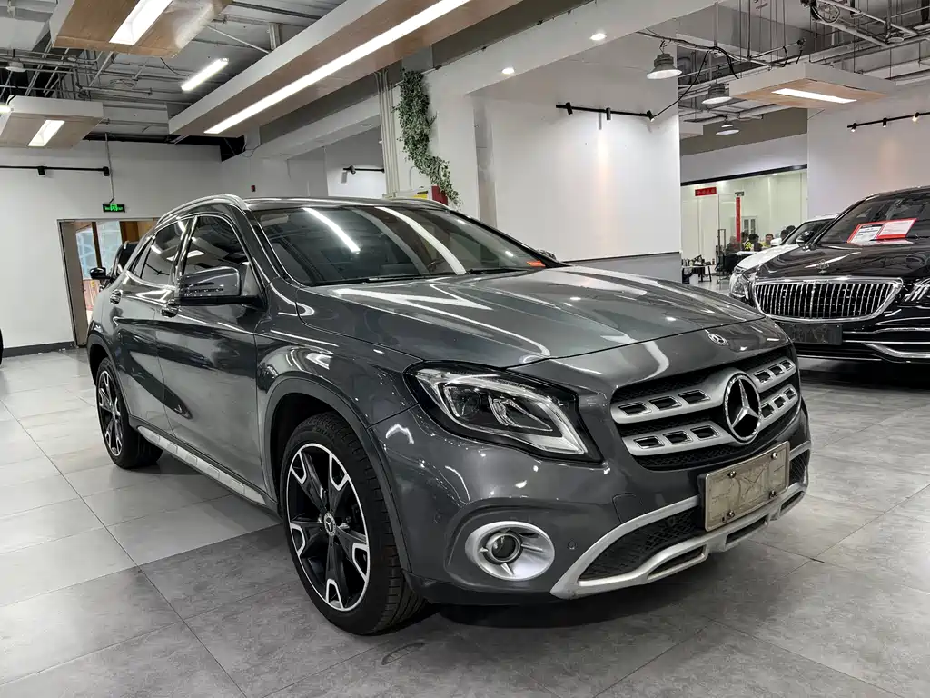 Mercedes-Benz GLA — фото 3
