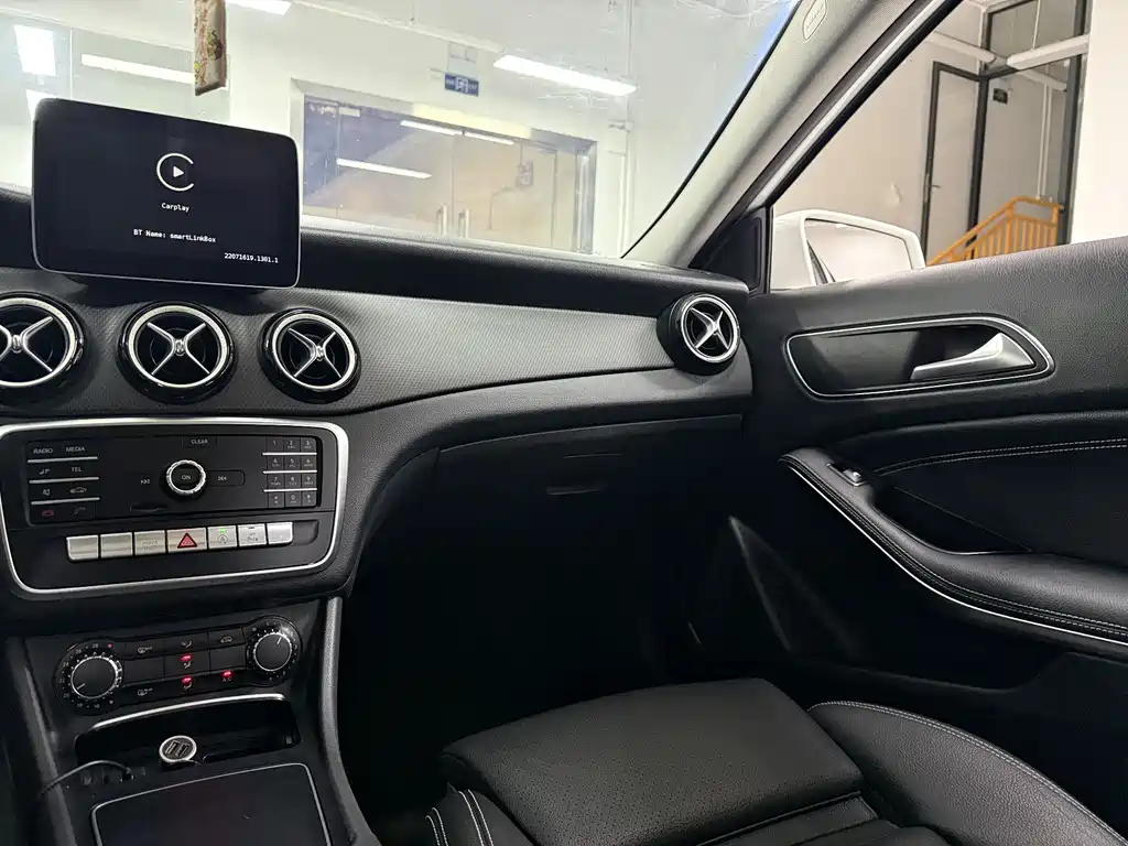 Mercedes-Benz GLA — фото 18