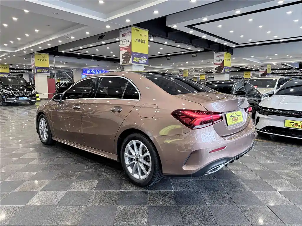 Mercedes-Benz A-Class — фото 14