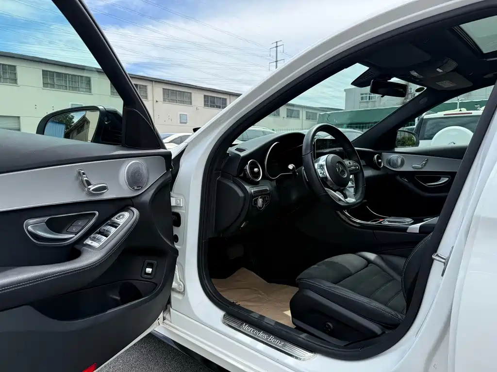 Mercedes-Benz C-Class — фото 10