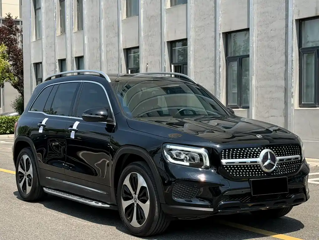 Mercedes-Benz GLB — фото 4