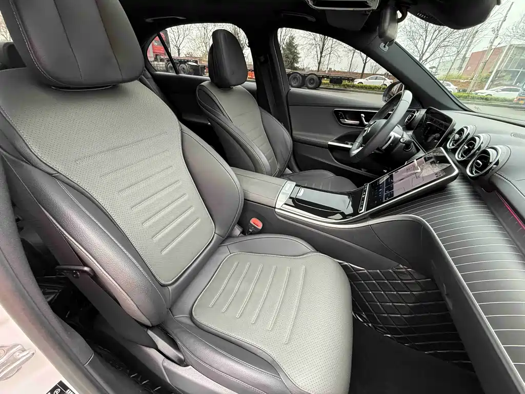 Mercedes-Benz C-Class — фото 13