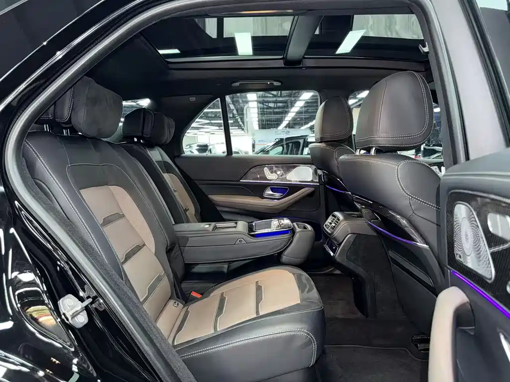 Mercedes-Benz GLE AMG — фото 11