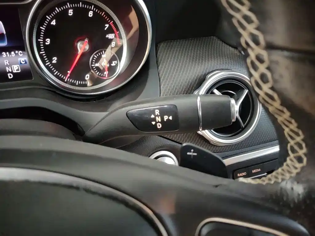 Mercedes-Benz GLA — фото 14