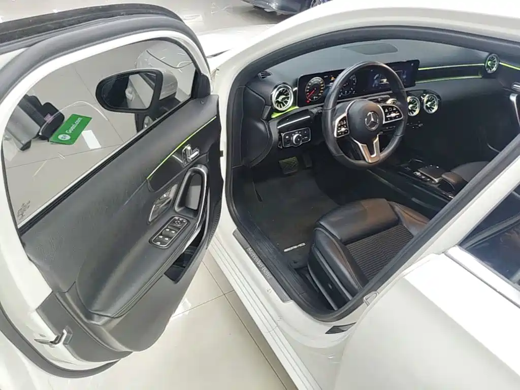 Mercedes-Benz A-Class (Import) — фото 16