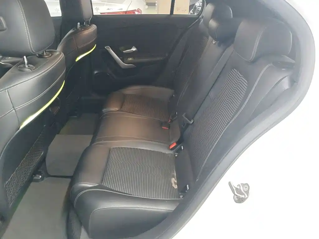Mercedes-Benz A-Class (Import) — фото 17