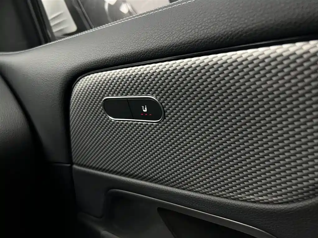 Mercedes-Benz GLA — фото 17