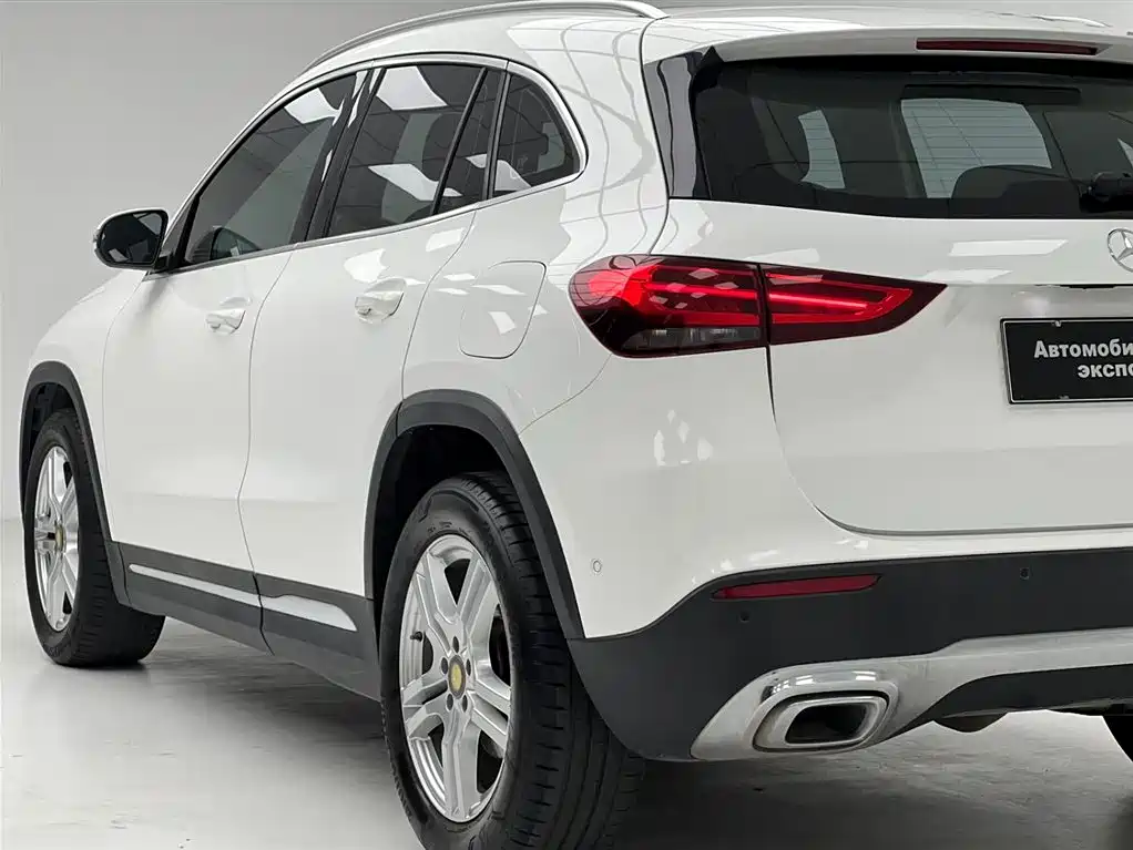 Mercedes-Benz GLA — фото 7