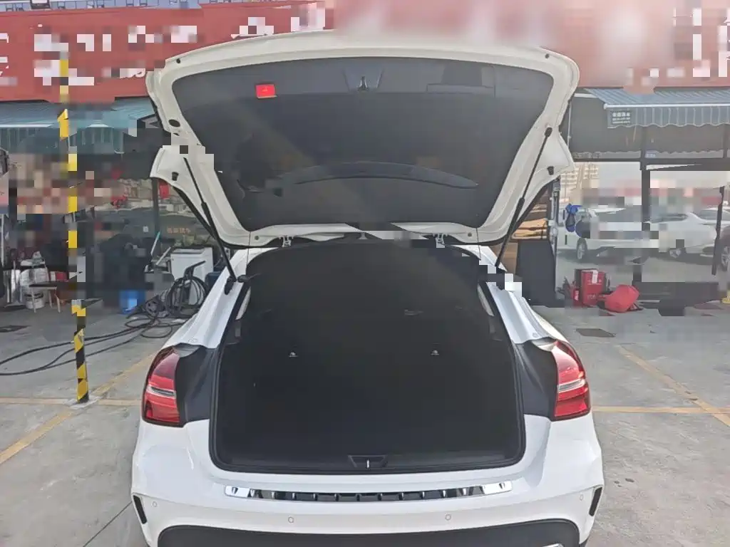 Mercedes-Benz GLA — фото 19