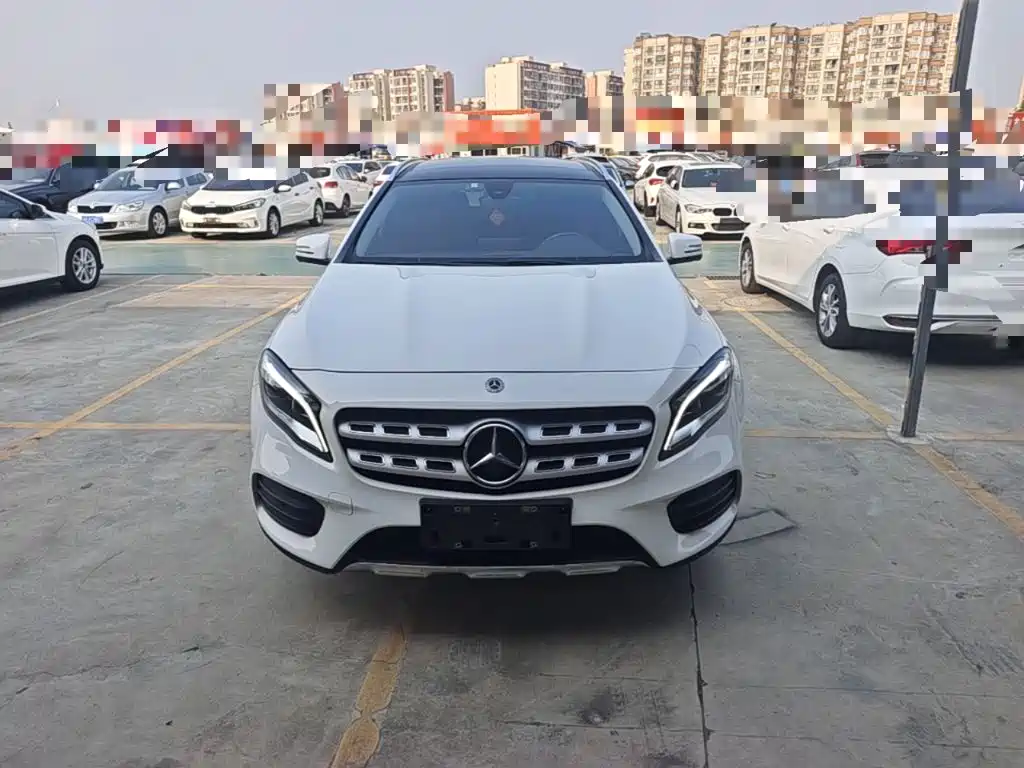 Mercedes-Benz GLA — фото 3