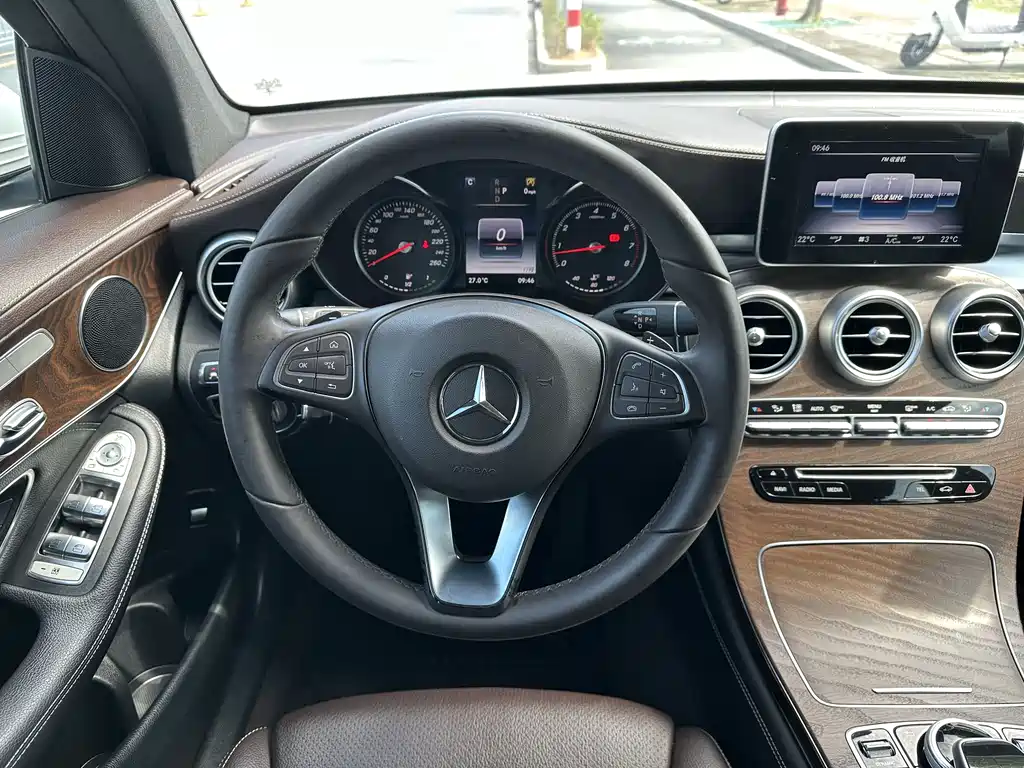 Mercedes-Benz GLC — фото 18