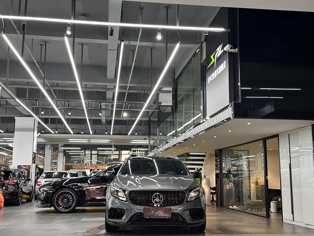 Mercedes-Benz GLA AMG — фото 2