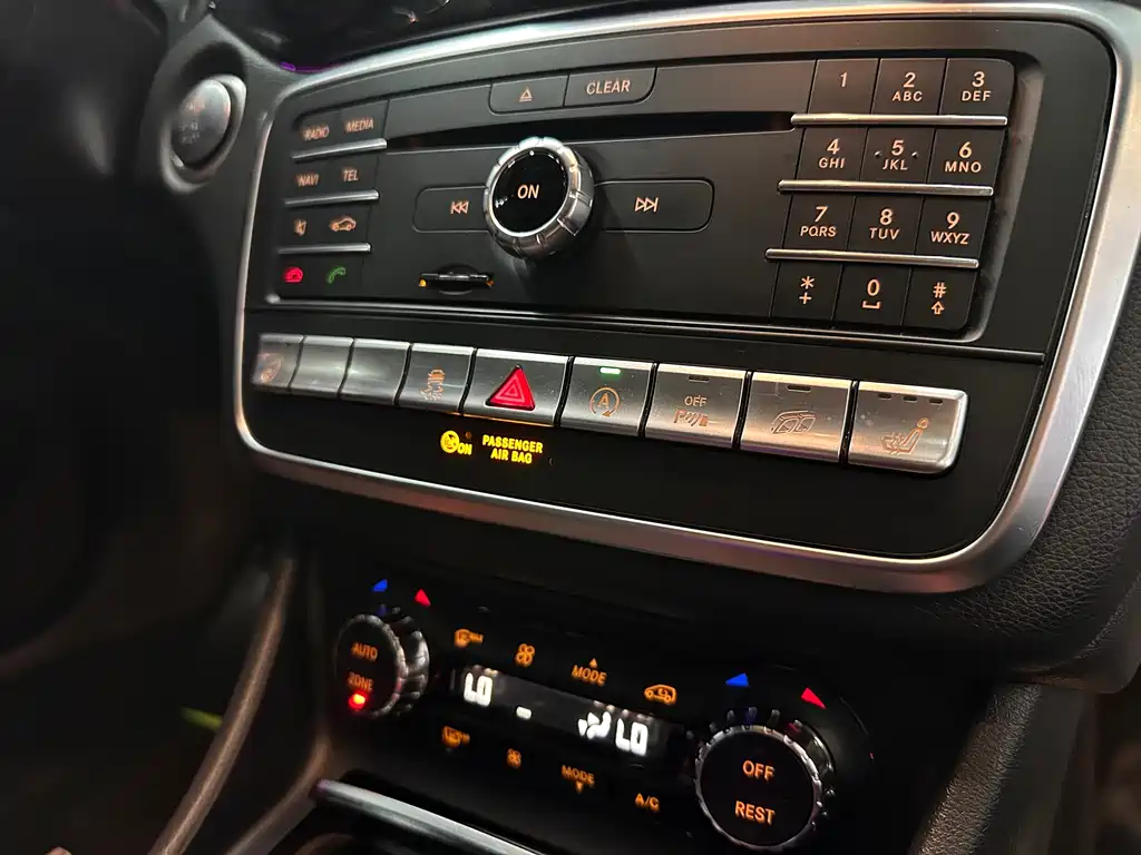 Mercedes-Benz GLA AMG — фото 13