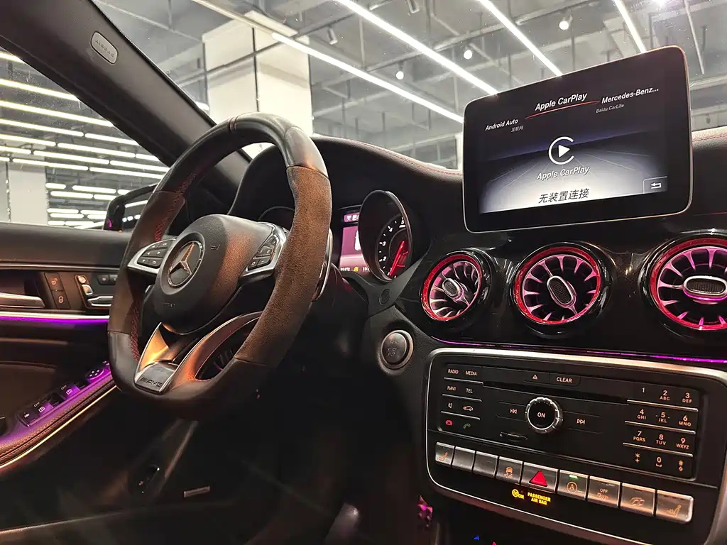 Mercedes-Benz GLA AMG — фото 15