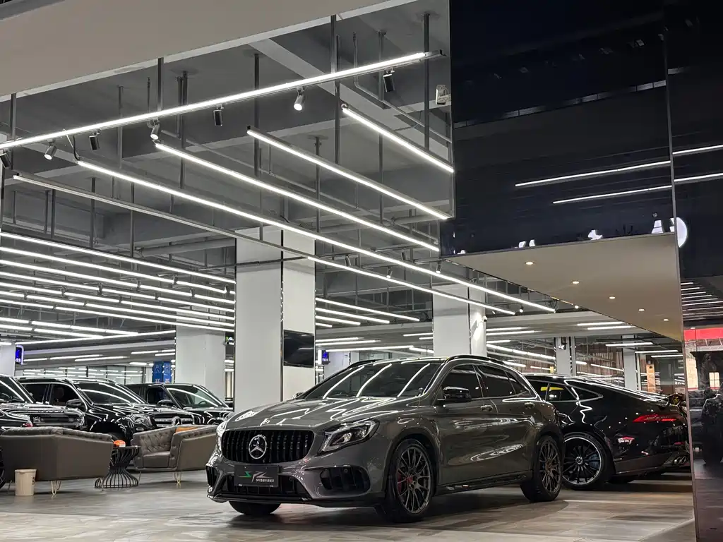 Mercedes-Benz GLA AMG — фото 3